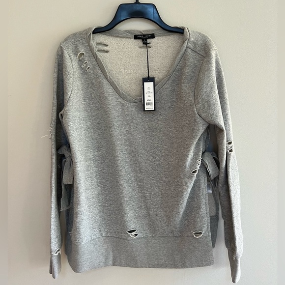 NWT Romeo & Juliet Light Heather Gray Distressed Sweatshirt, size Small - Picture 4 of 13